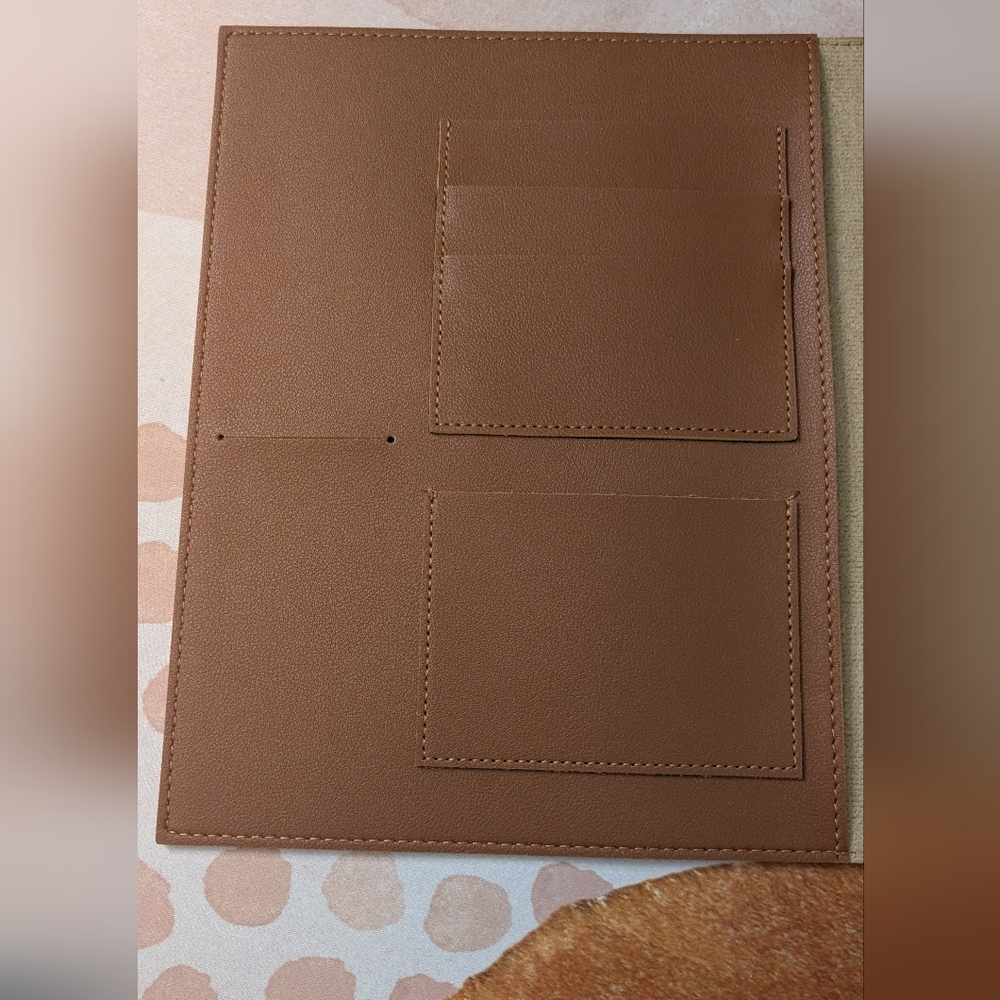 Erin Condren A5 Rings Agenda - Picture 3 of 7